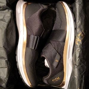 Tiem Black and Gold Slipstream Cycling Shoes